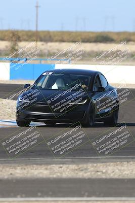 media/Nov-08-2025-Speed Ventures (Sat) [[1c7a6332f5]]/TC A/Session 3 (Turn 3)/